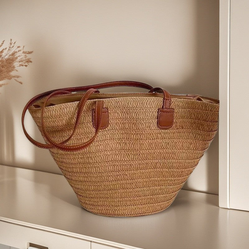 Customized Fashionable Hand-Woven Bags, Straw Bags, Beach Vacation Bags, Shoulder Bags, Tote Bags, Wide Braided Bags, Cross-Body Bags